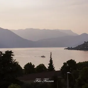 Casa Vacanze Gli Ulivi Del Lago Ferienhaus
